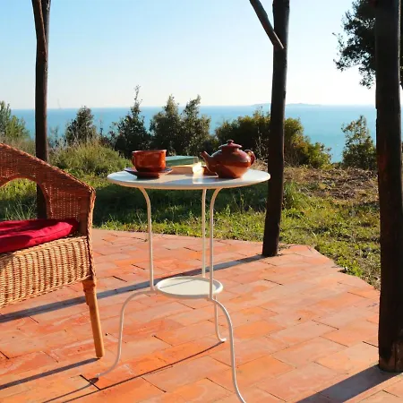Belvilla By Oyo Comfy With Garden Holiday home